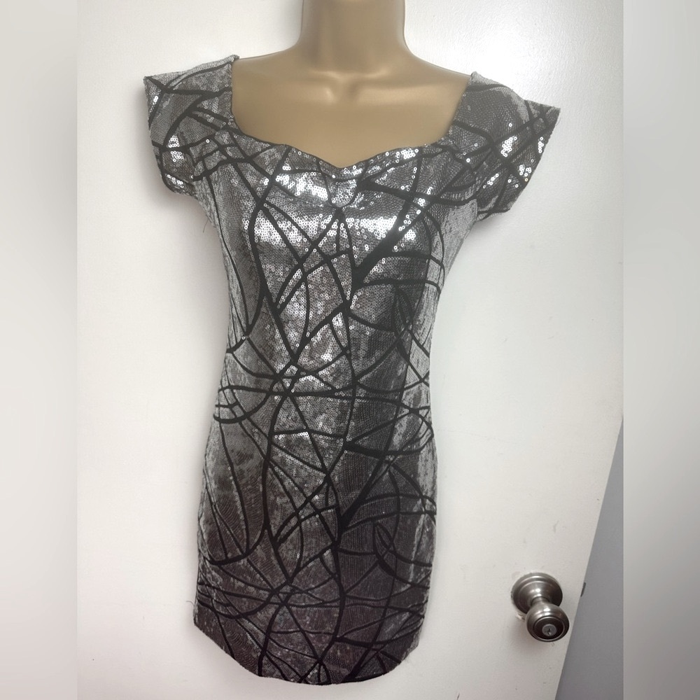 Arden B Black & Sparkly Silver Sequins Geometric Design Y2K Vintage Dress NWT XS